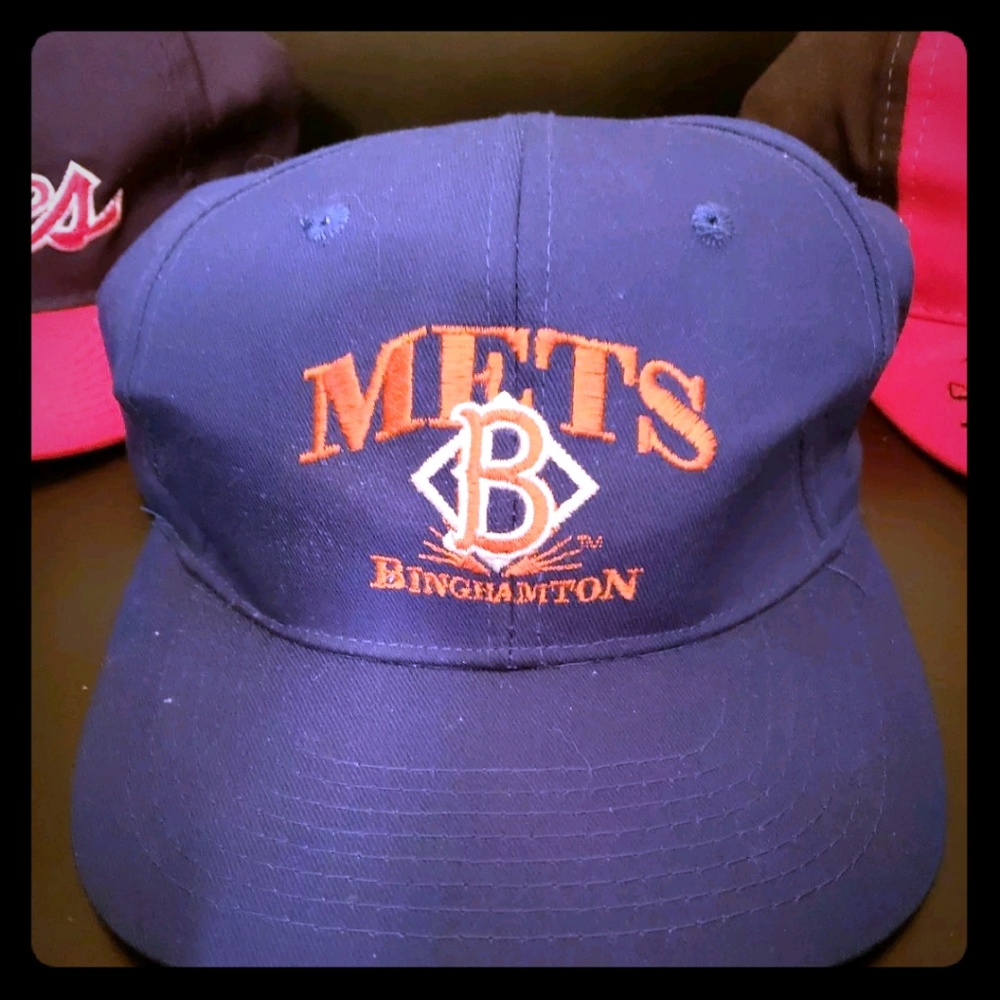 Mid 80s binghamton Mets snapback
